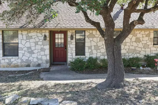 31030 Setting Sun Dr, Bulverde, TX 78163