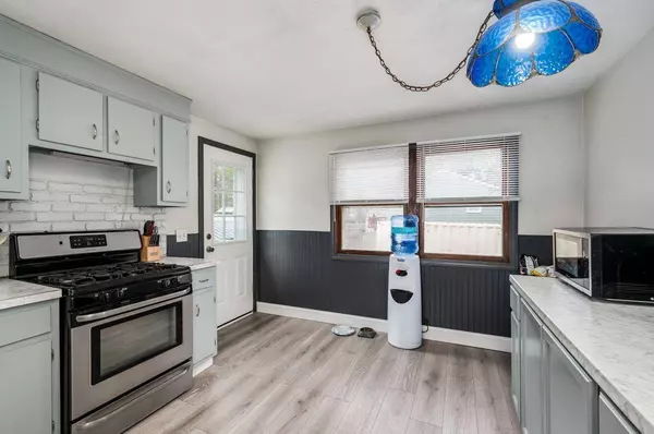 47 Salmon Falls RD, Rochester, NH 03868