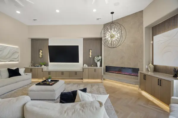 3950 E McLellan Rd #17, Mesa, AZ 85205