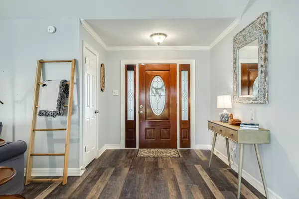 109 Zinnia ST, Lake Jackson, TX 77566