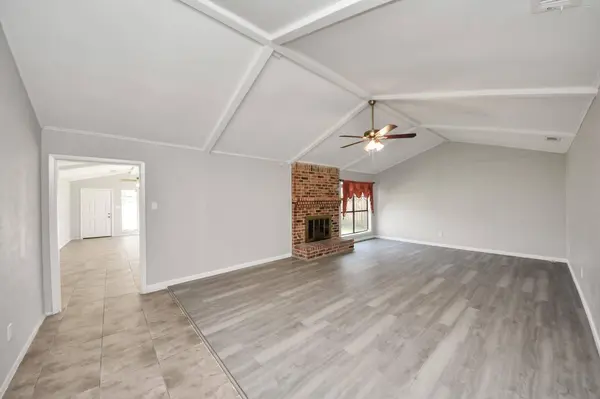 7303 Foxwick LN, Humble, TX 77338