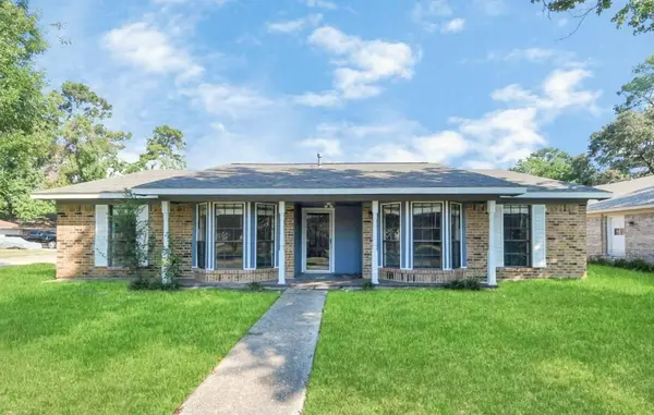 7303 Foxwick LN, Humble, TX 77338