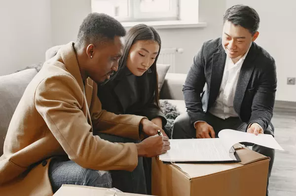 How to Find the Right Real Estate Agent (and Why It Matters)