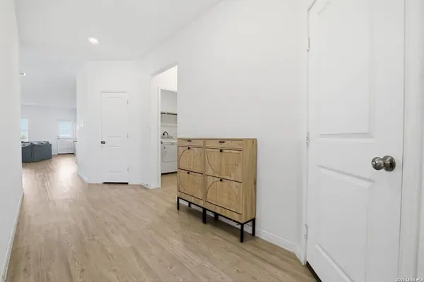 12811 Sage Turn, St Hedwig, TX 78152