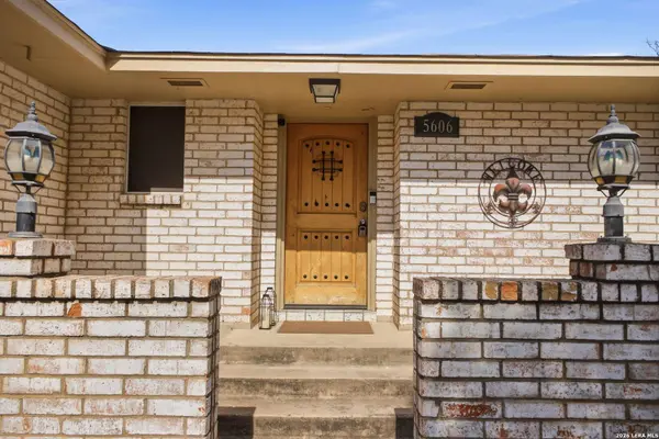 5606 Oolooteka, San Antonio, TX 78218
