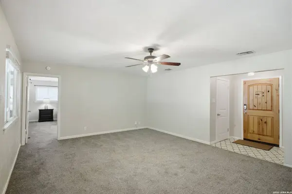 5606 Oolooteka, San Antonio, TX 78218