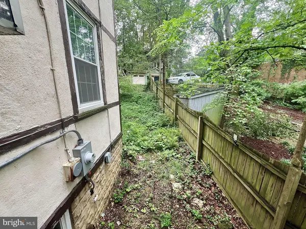 911 SLIGO CREEK PKWY, Takoma Park, MD 20912