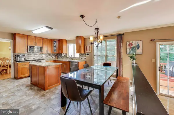 12125 SONGBIRD LN, Germantown, MD 20876