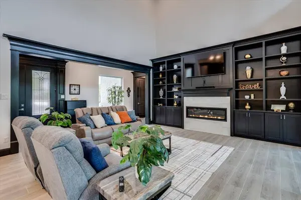 124 Cote D Azur Drive, Chico, TX 76431