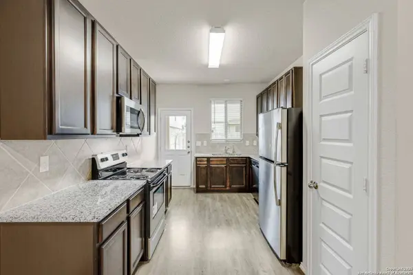 10522 Green Rock, San Antonio, TX 78223