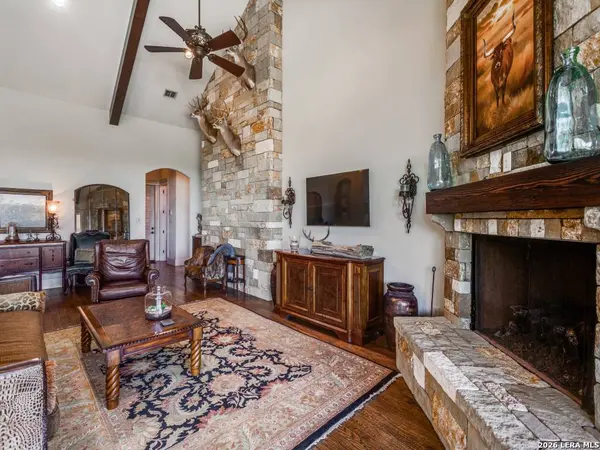 426 Shepherds Crook, Helotes, TX 78023