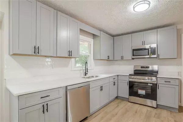 656 William ST, Dacula, GA 30019