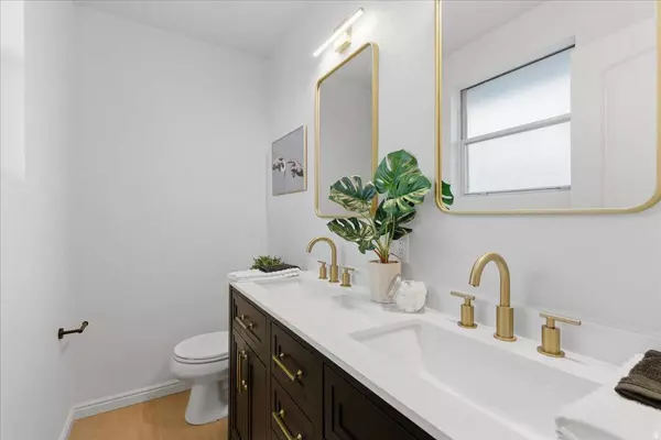 5623 BRANDY WINE ST, Taylorsville, UT 84118