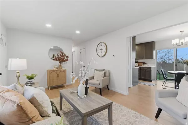 5623 BRANDY WINE ST, Taylorsville, UT 84118