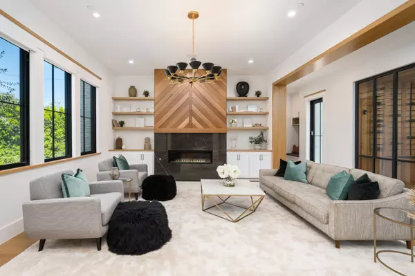 this-living-room-has-wooden-walls-and-large-window-2025-02-03-06-46-44-utc