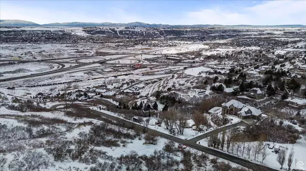 6548 S BYBEE DR #3, South Weber, UT 84403