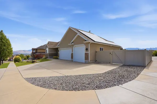 451 W MISTY SAGE WAY S, Saratoga Springs, UT 84045