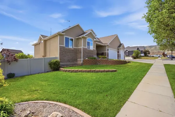 451 W MISTY SAGE WAY S, Saratoga Springs, UT 84045