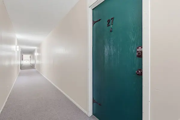 30 W LESTER AVE #D27, Murray, UT 84107