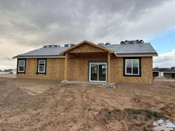 946 E Remington RD, Enoch, UT 84721