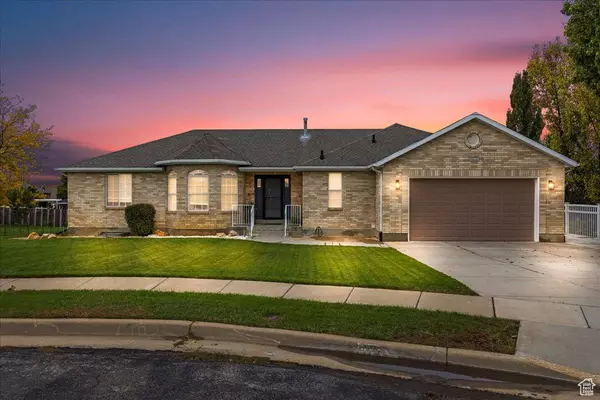 1479 N 1320 W, Clinton, UT 84015