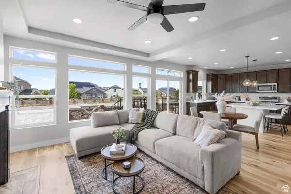 33 E DELGADA LN, Stansbury Park, UT 84074