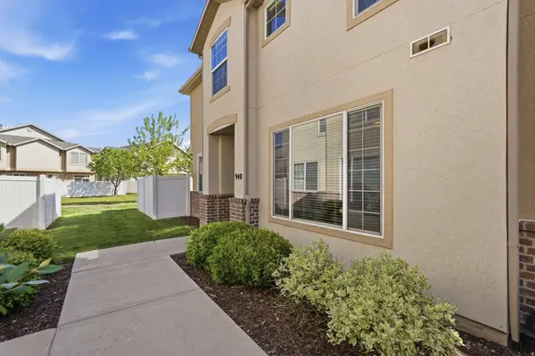 948 W CHELSEA LN N, North Salt Lake, UT 84054