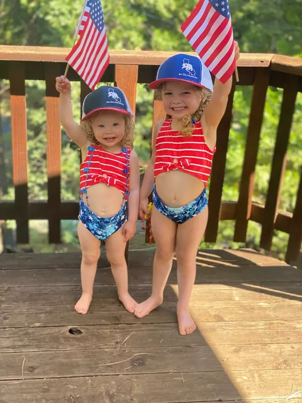 21130 E Cliff Dr, Santa Cruz, CA 95062-4848