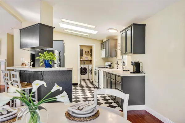 444 Whispering Pines DR 18, Scotts Valley, CA 95066