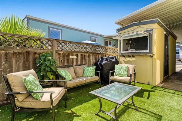 444 Whispering Pines DR 18, Scotts Valley, CA 95066