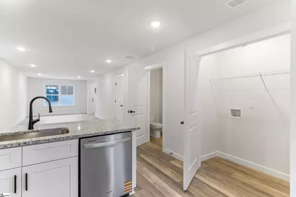 251-253 Vanderbilt Road, Spartanburg, SC 29301