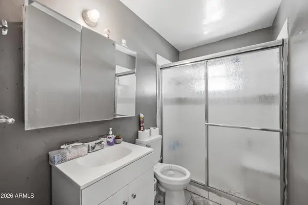 8219 E 1ST Avenue, Mesa, AZ 85208