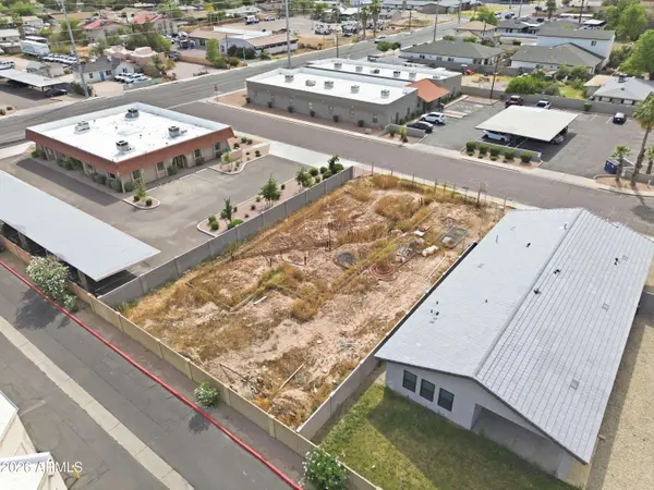 425 N MATLOCK Street #B, Mesa, AZ 85203