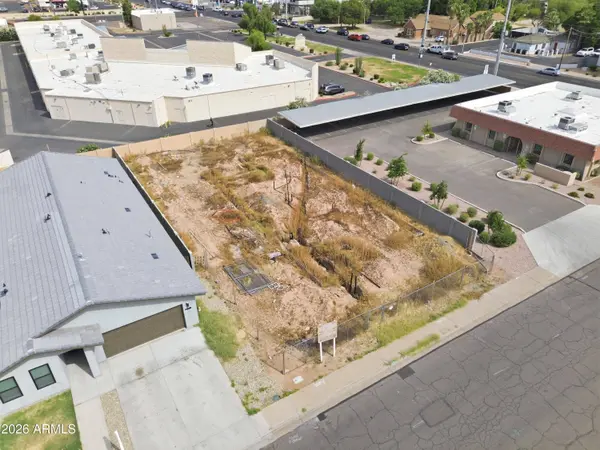 425 N MATLOCK Street #B, Mesa, AZ 85203