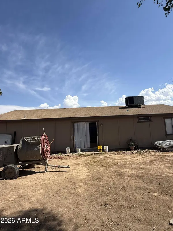 7032 W MERRELL Street, Phoenix, AZ 85033