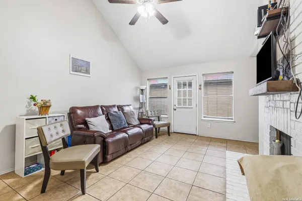 10126 Pebblestone, San Antonio, TX 78250
