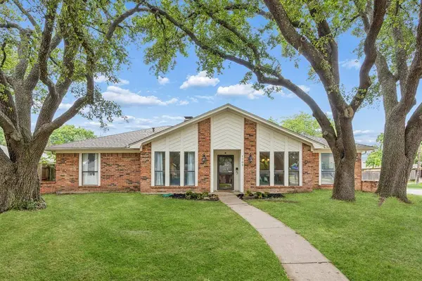 1709 Columbia Drive, Richardson, TX 75081