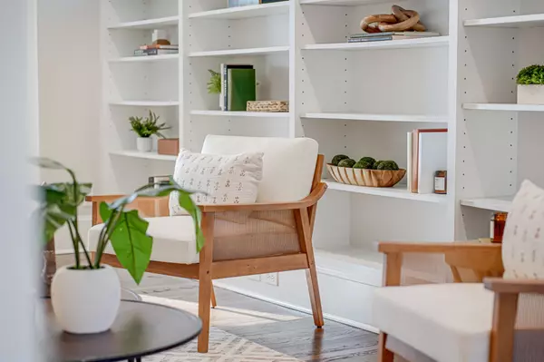 The Davenport Group real estate marketing strategy in Arlington VA showcasing professional photography, video tours, and digital advertising to sell homes faster.