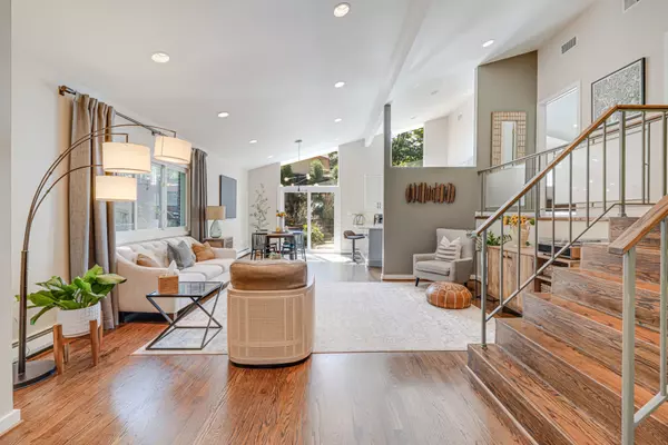 The 7th St Sanctuary: A Mid-Century Contemporary Retreat in Barcroft