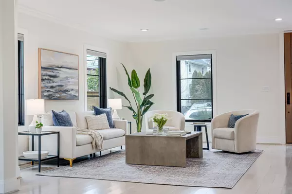 What Do I Need to Know About North Arlington’s Luxury Housing Market?