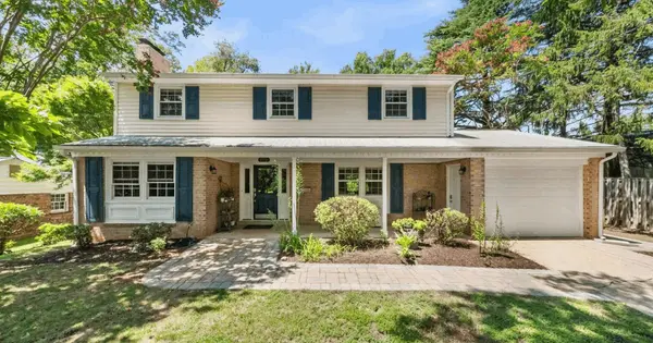 How Do You Sell Your Home When You're Retiring and Moving Out of State?