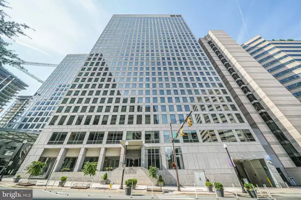 1111 19TH ST N #2703, Arlington, VA 22209