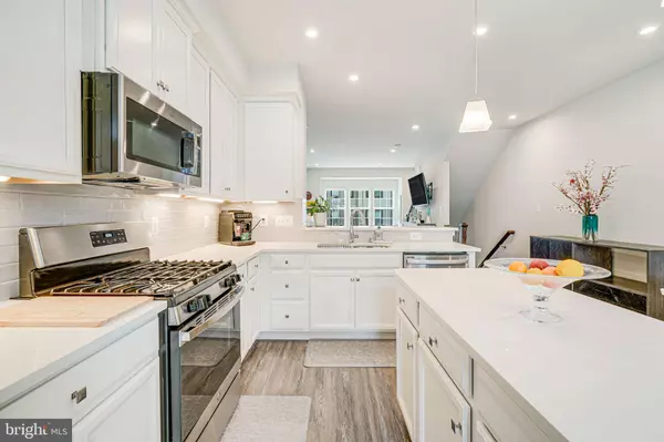 2646 VELOCITY RD, Herndon, VA 20171