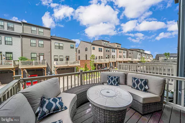 2646 VELOCITY RD, Herndon, VA 20171