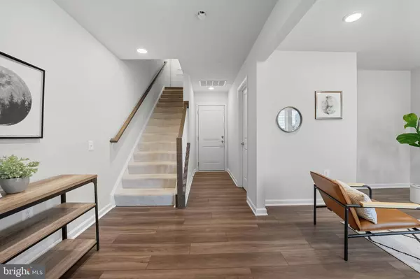 15061 JAXTON SQUARE LN, Haymarket, VA 20169