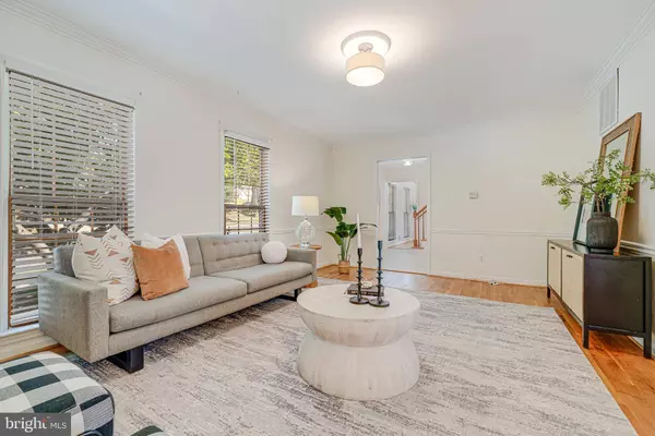 5002 BUTTERNUT DR, Rockville, MD 20853