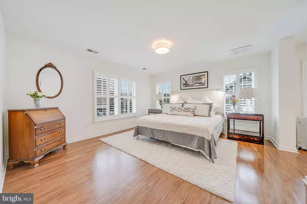 1620 N GEORGE MASON DR, Arlington, VA 22205