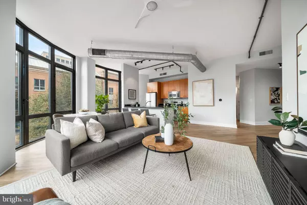 520 JOHN CARLYLE ST #228, Alexandria, VA 22314