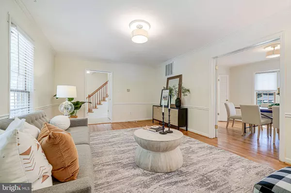 5002 BUTTERNUT DR, Rockville, MD 20853