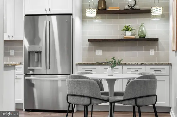 12014 GOLF RIDGE CT #302, Fairfax, VA 22033